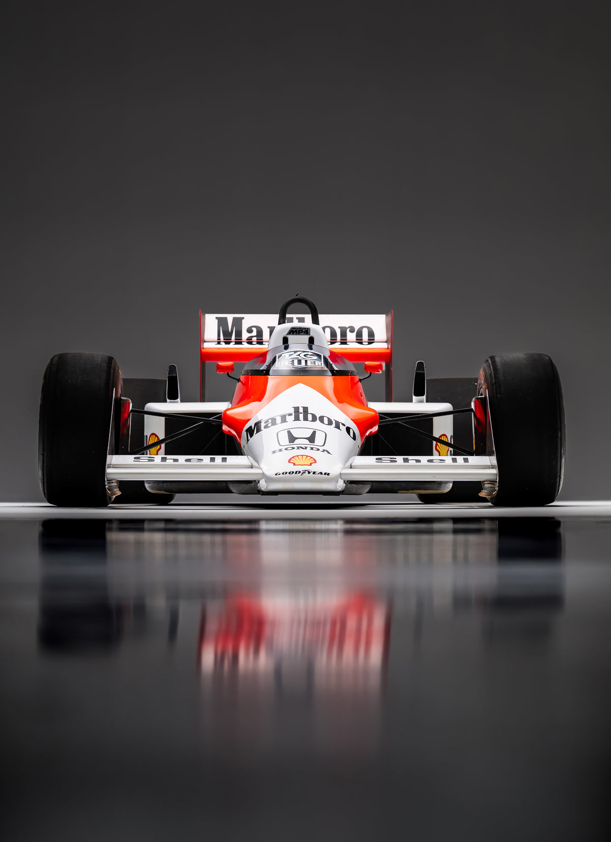 Mclaren MP4 Vertical Nose